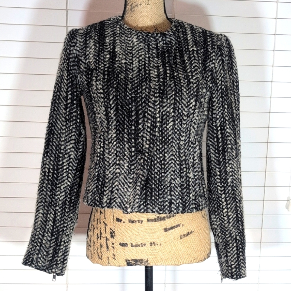 CAbi Black and White Tweed Herringbone Blazer Size 4 - Picture 2 of 11